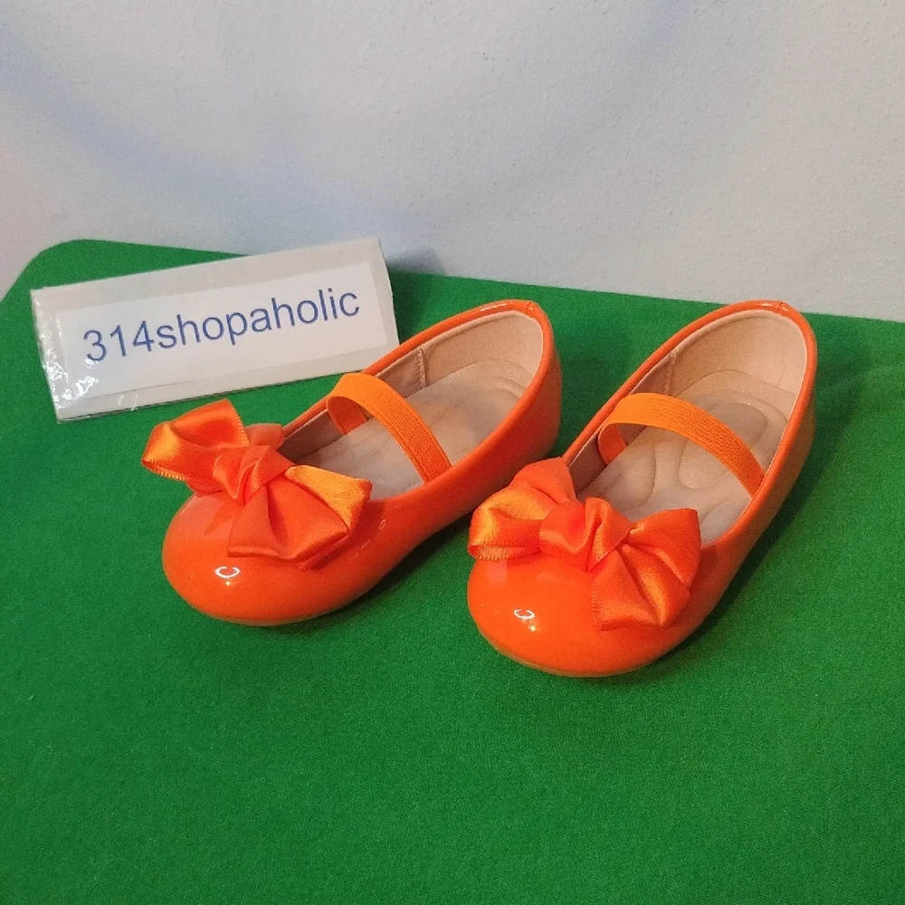 Toddler Girls Orange Patent Leather Shoes With Bow